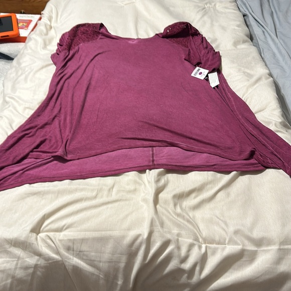 Women’s 4X blouse plus size - Picture 3 of 3